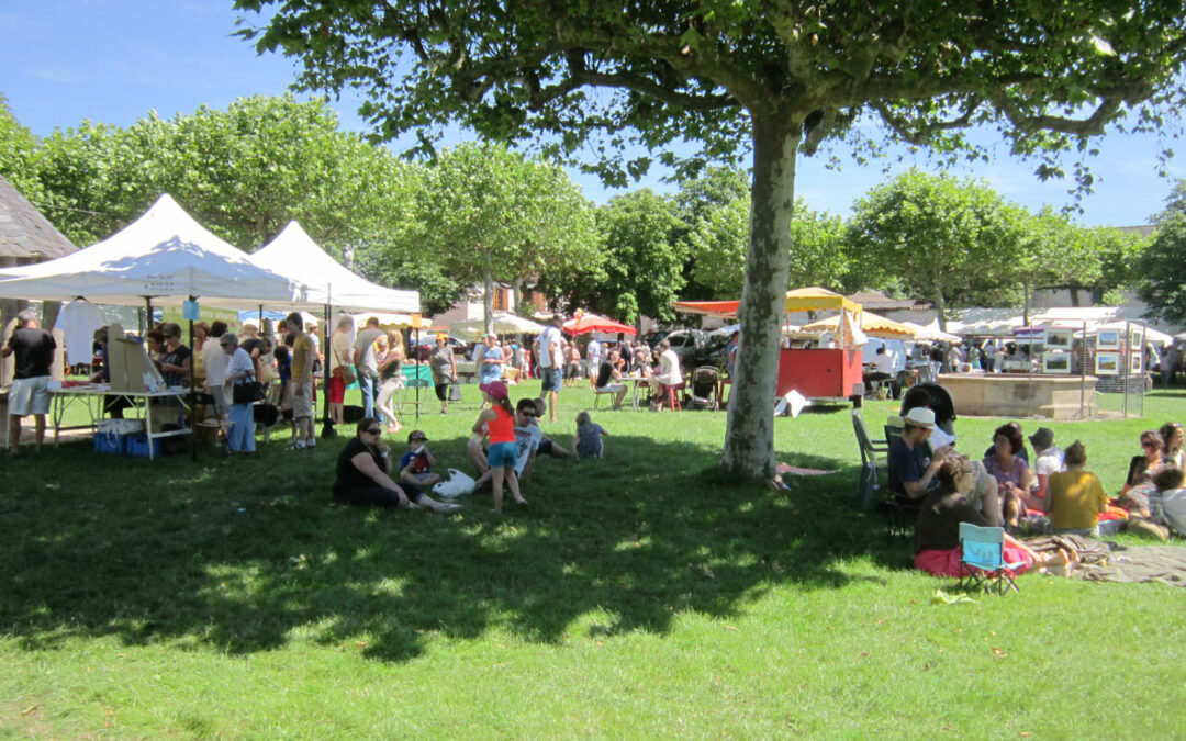 Fête du livre et de la gourmandise à Pampelonne dans le Ségala tarnais